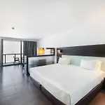 Rr Da Rocha Hotel