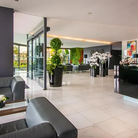 Rr Da Rocha Szálloda Portimão