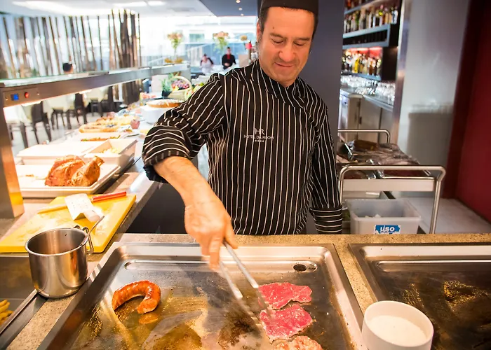 Hotel Rr Da Rocha 4*