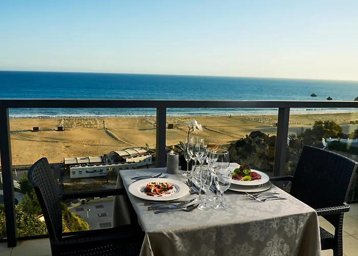 Rr Da Rocha Hotel 4*